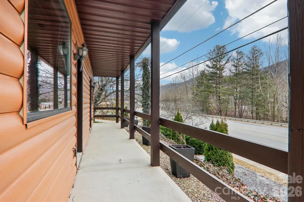 955 Soco Road Maggie Valley NC 28751