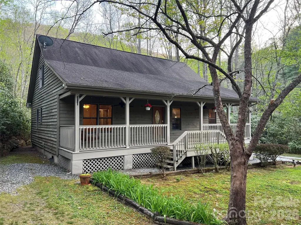106 Cabin Creek Road Sylva NC 28779