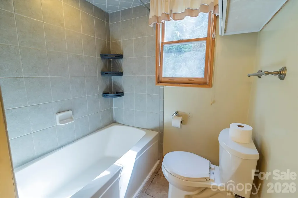 106 Cabin Creek Road Sylva NC 28779
