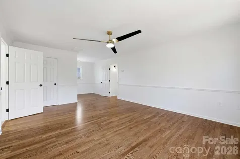 3811 Pinecrest Drive NE Hickory NC 28601