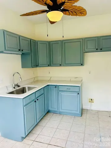 3811 Pinecrest Drive NE Hickory NC 28601