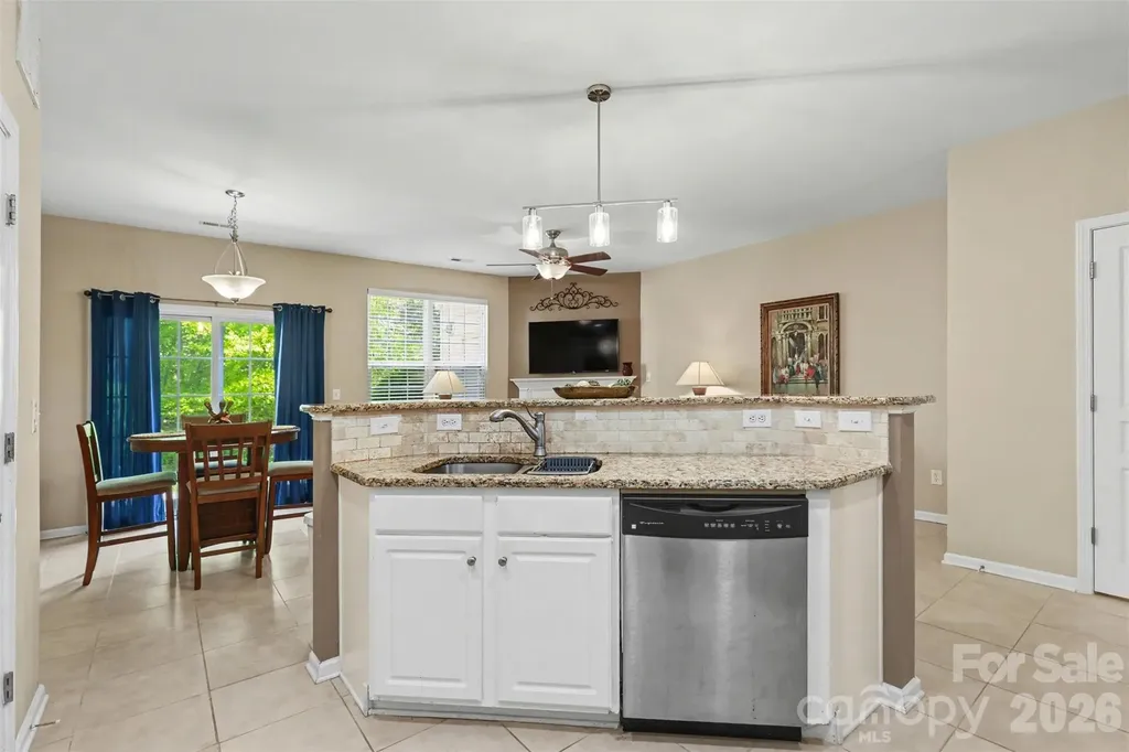 8418 Chaceview Court Charlotte NC 28269