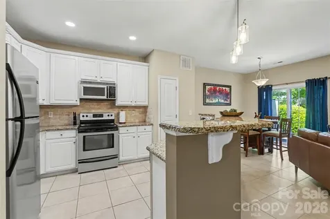 8418 Chaceview Court Charlotte NC 28269