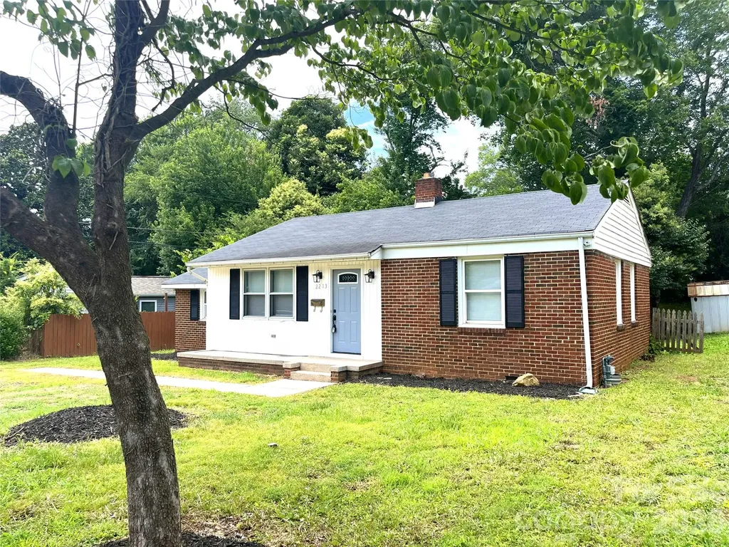 2213 Shamrock Drive Charlotte NC 28205