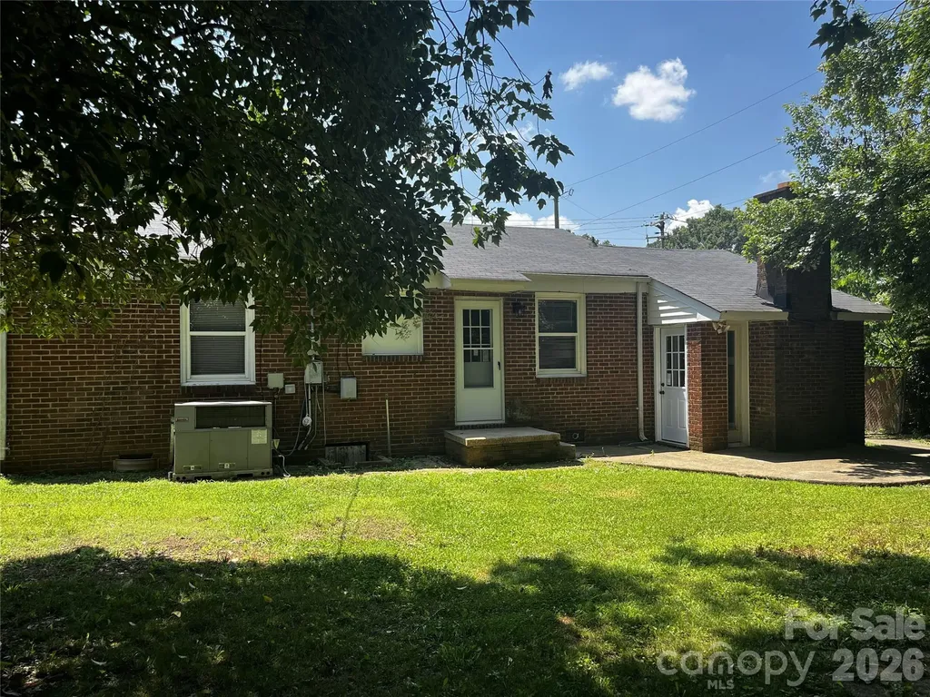 2213 Shamrock Drive Charlotte NC 28205