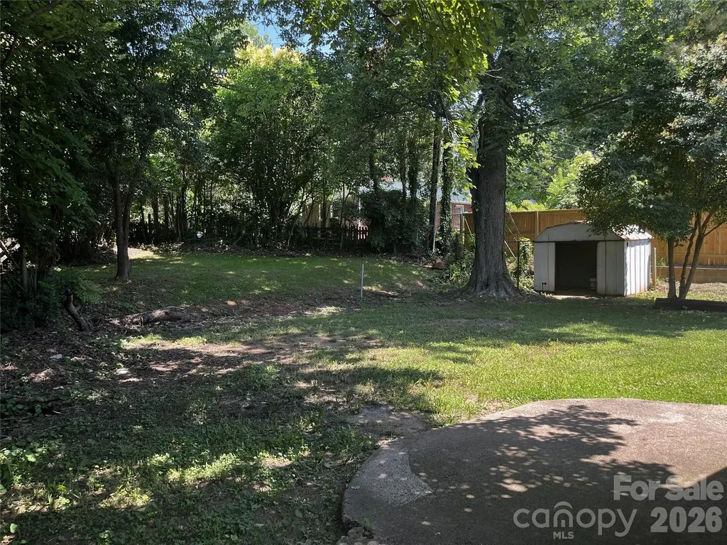 2213 Shamrock Drive Charlotte NC 28205