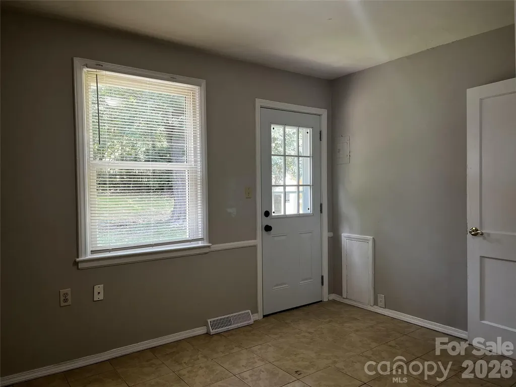 2213 Shamrock Drive Charlotte NC 28205