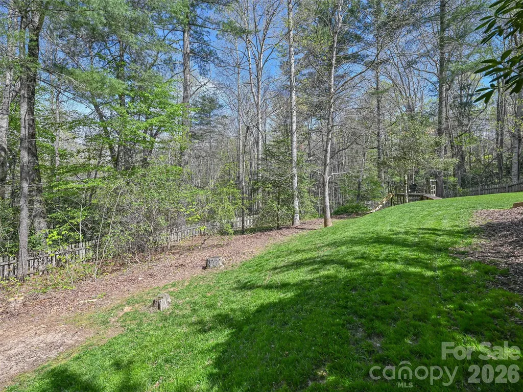 18 Thousand Oaks Boulevard Fairview NC 28730