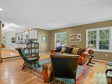 18 Thousand Oaks Boulevard Fairview NC 28730
