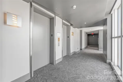 333 W Trade Street Charlotte NC 28202