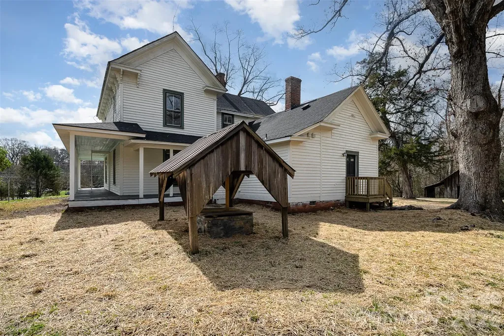 502 W Allenton Street Mount Gilead NC 27306