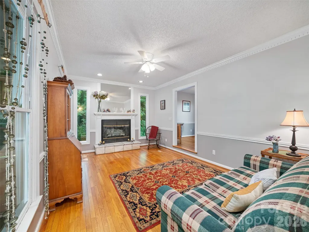 254 Shepard Way Burnsville NC 28714