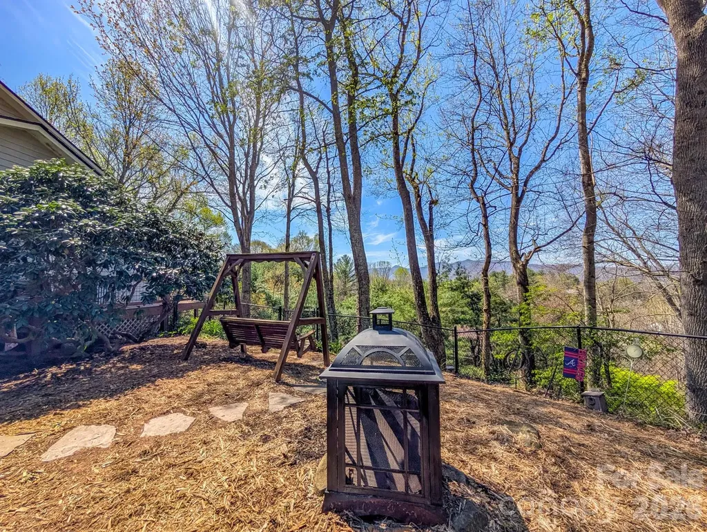 254 Shepard Way Burnsville NC 28714
