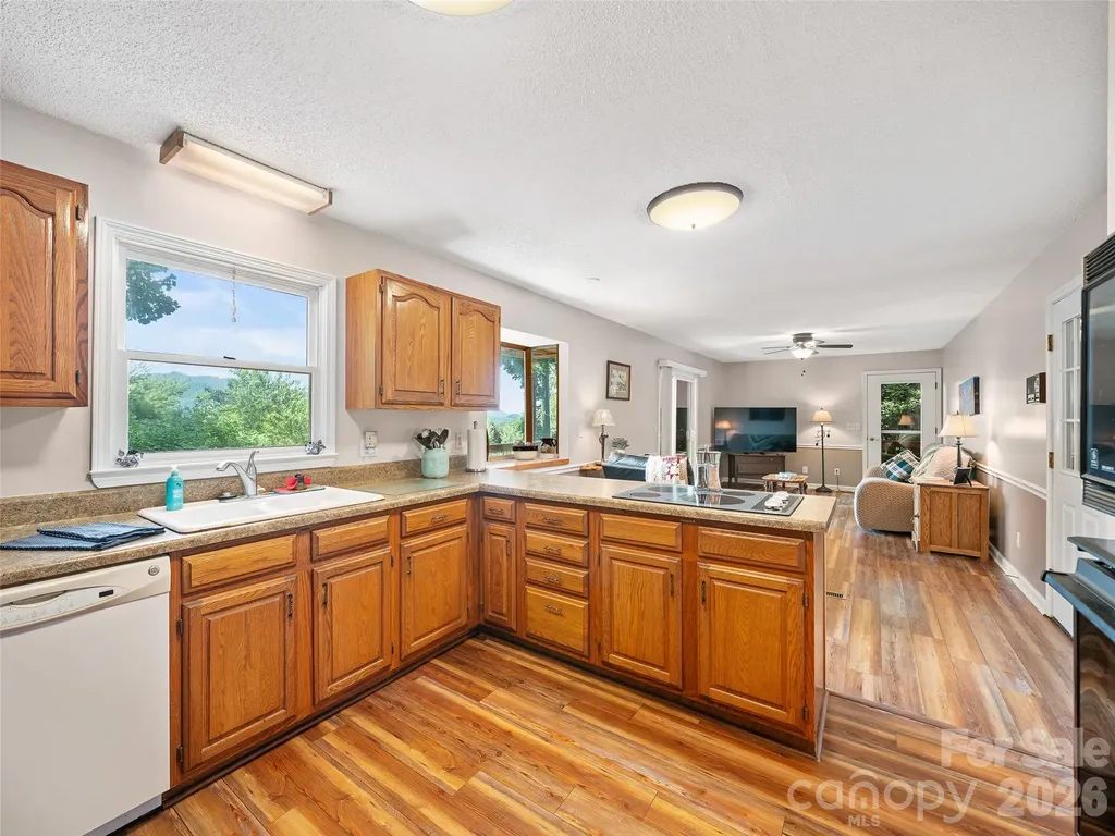254 Shepard Way Burnsville NC 28714