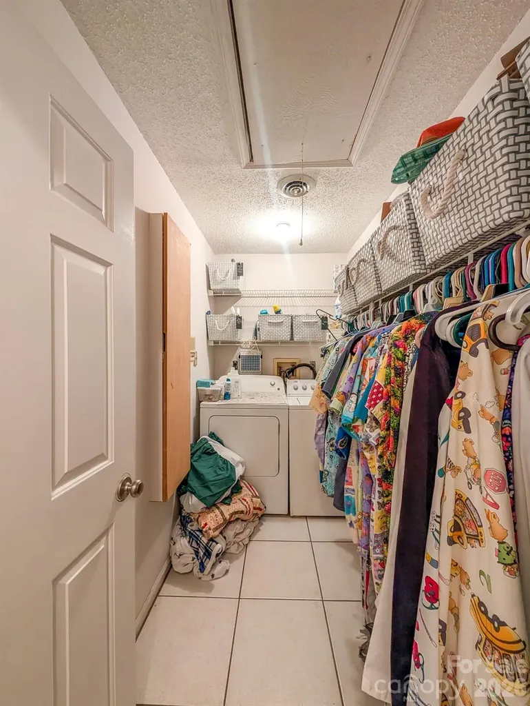 254 Shepard Way Burnsville NC 28714