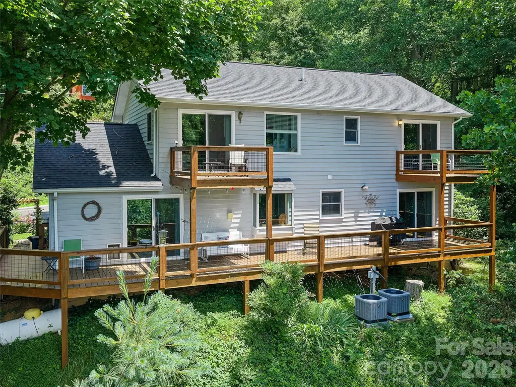 254 Shepard Way Burnsville NC 28714