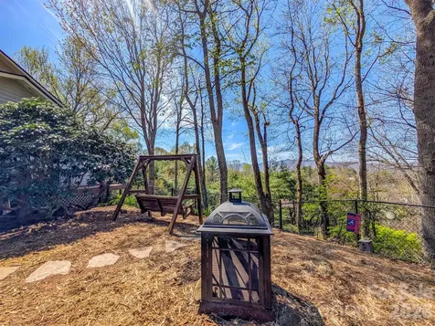 254 Shepard Way Burnsville NC 28714