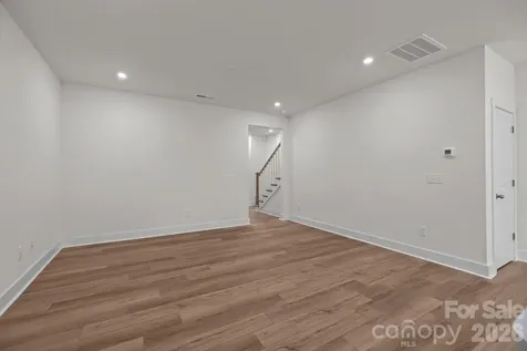 2930 Clyde Drive Charlotte NC 28208