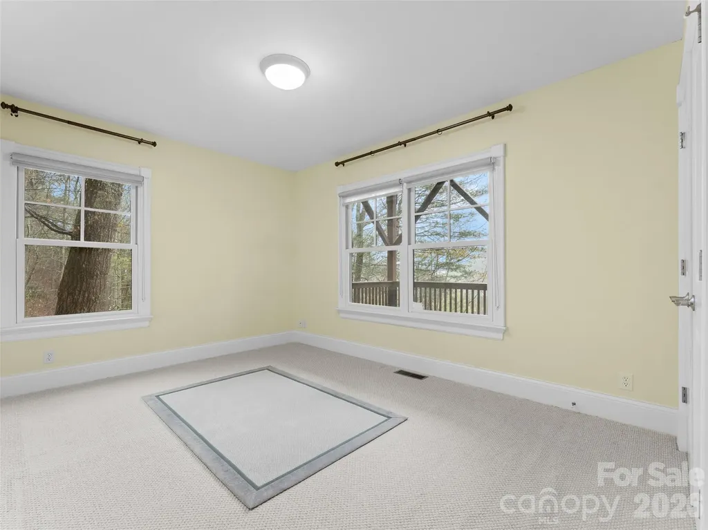 5 Stegall Lane Asheville NC 28805
