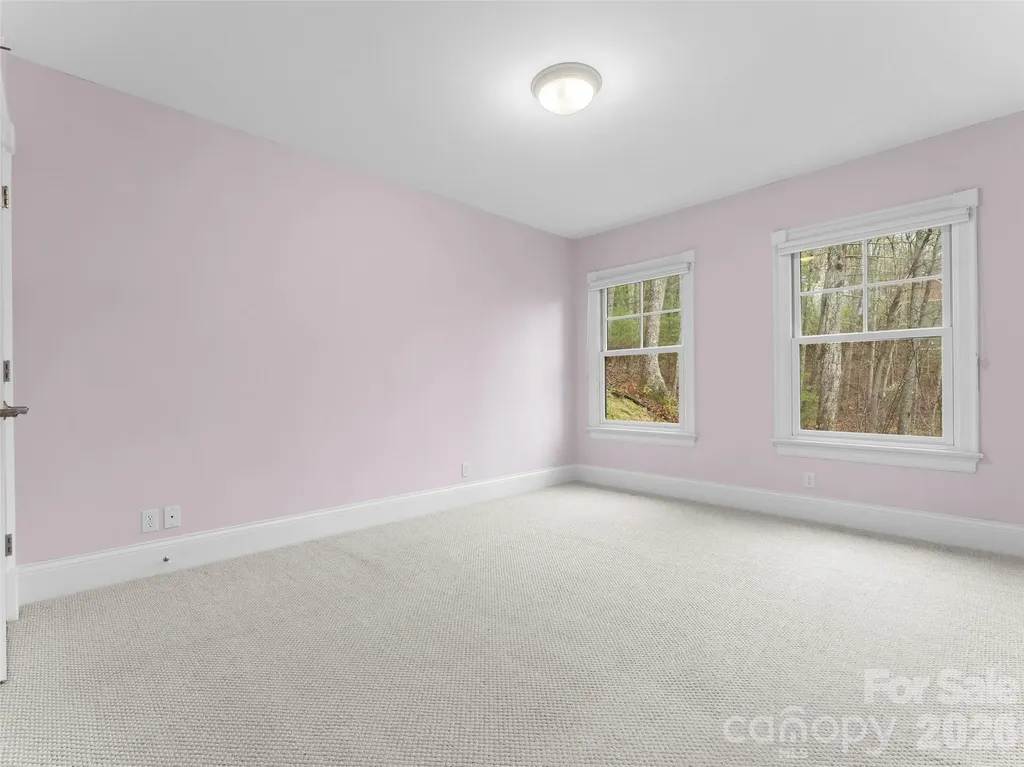 5 Stegall Lane Asheville NC 28805