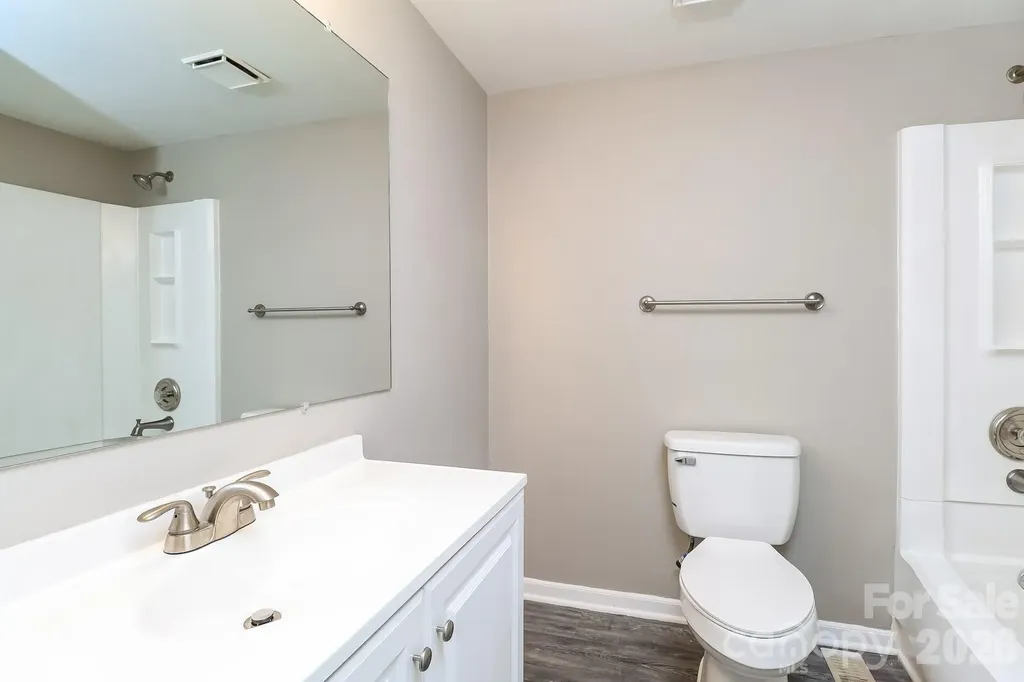 9111 Touchstone Lane Charlotte NC 28227