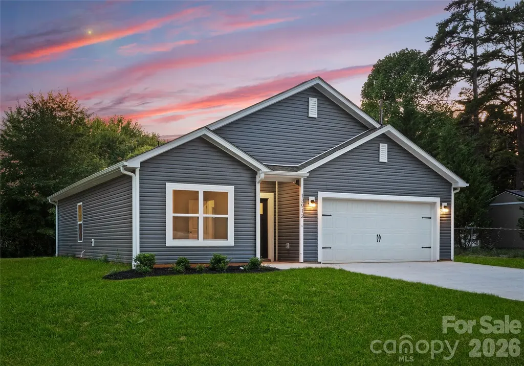 2807 17th Street Court NE Hickory NC 28601