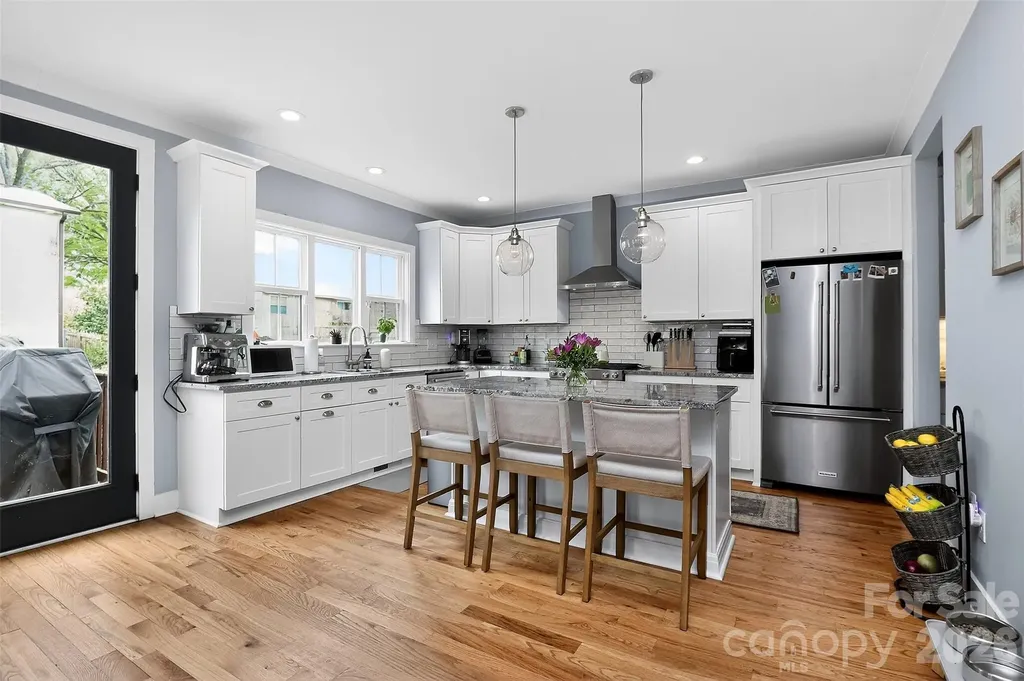 4231 Craig Avenue Charlotte NC 28211
