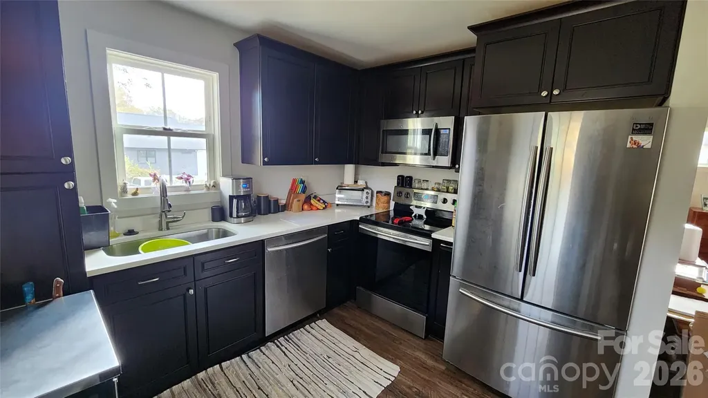 4231 Craig Avenue Charlotte NC 28211