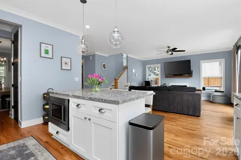 4231 Craig Avenue Charlotte NC 28211