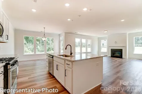1336 Knob Creek Drive Gastonia NC 28054