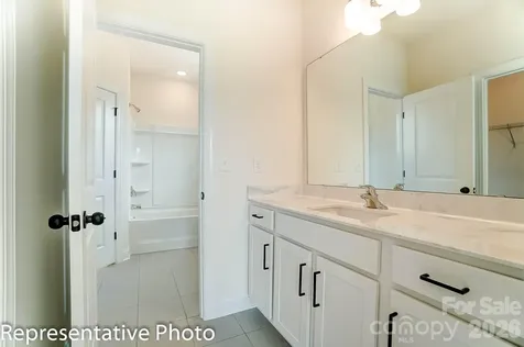 1336 Knob Creek Drive Gastonia NC 28054