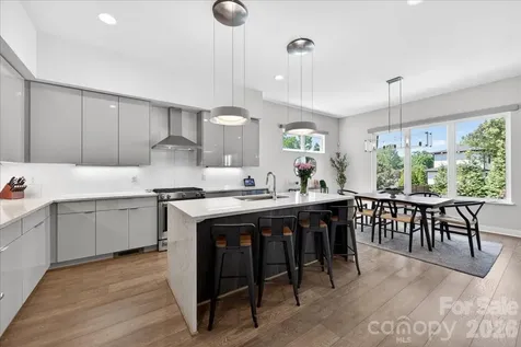 1310 Levy Way Charlotte NC 28205