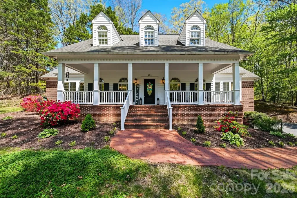 401 Stonecroft Drive Lenoir NC 28645
