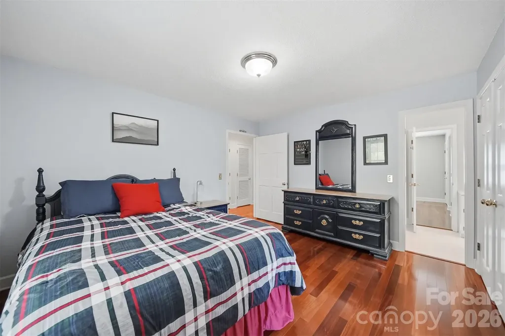 401 Stonecroft Drive Lenoir NC 28645