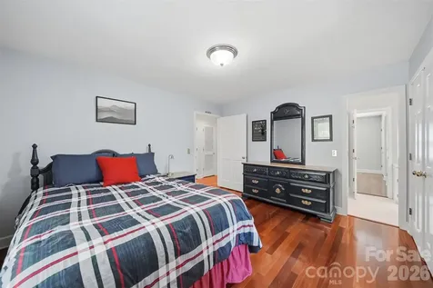 401 Stonecroft Drive Lenoir NC 28645