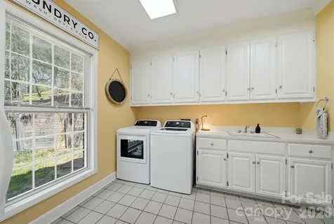 401 Stonecroft Drive Lenoir NC 28645