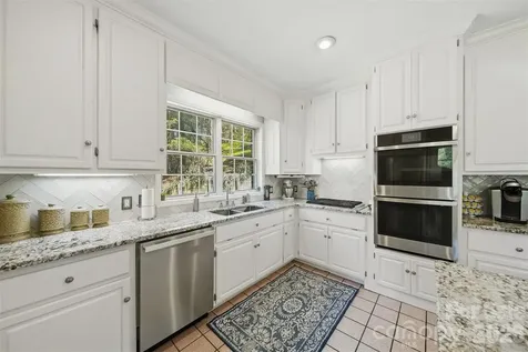 401 Stonecroft Drive Lenoir NC 28645