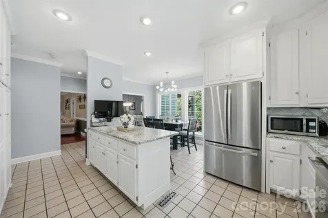 401 Stonecroft Drive Lenoir NC 28645