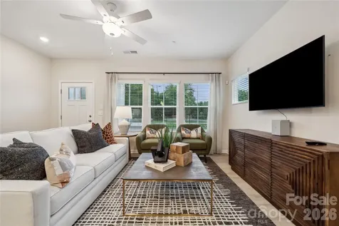 5613 Retledge Street Charlotte NC 28269