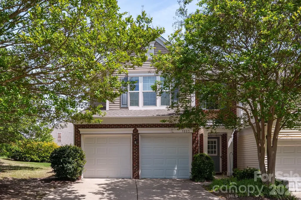 9805 Carson Whitley Avenue Charlotte NC 28277
