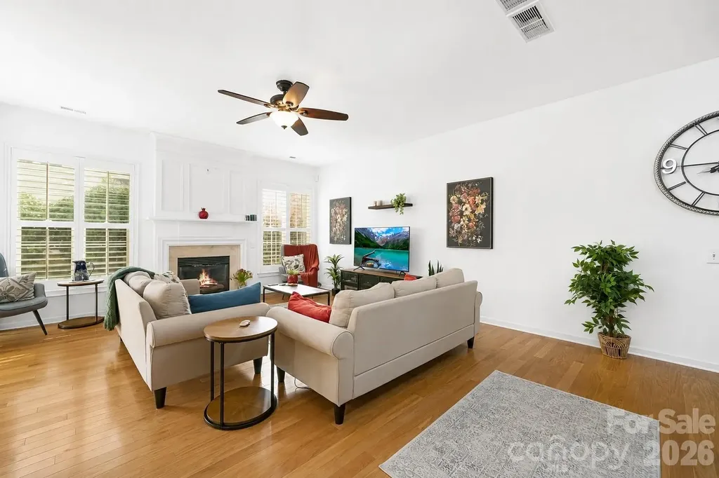 9805 Carson Whitley Avenue Charlotte NC 28277