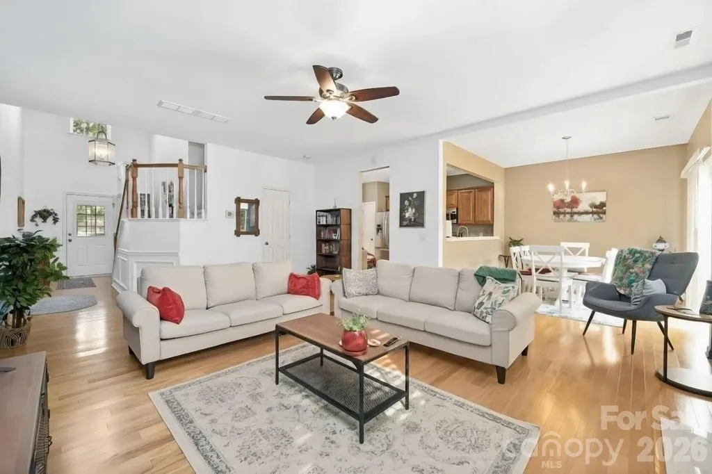 9805 Carson Whitley Avenue Charlotte NC 28277