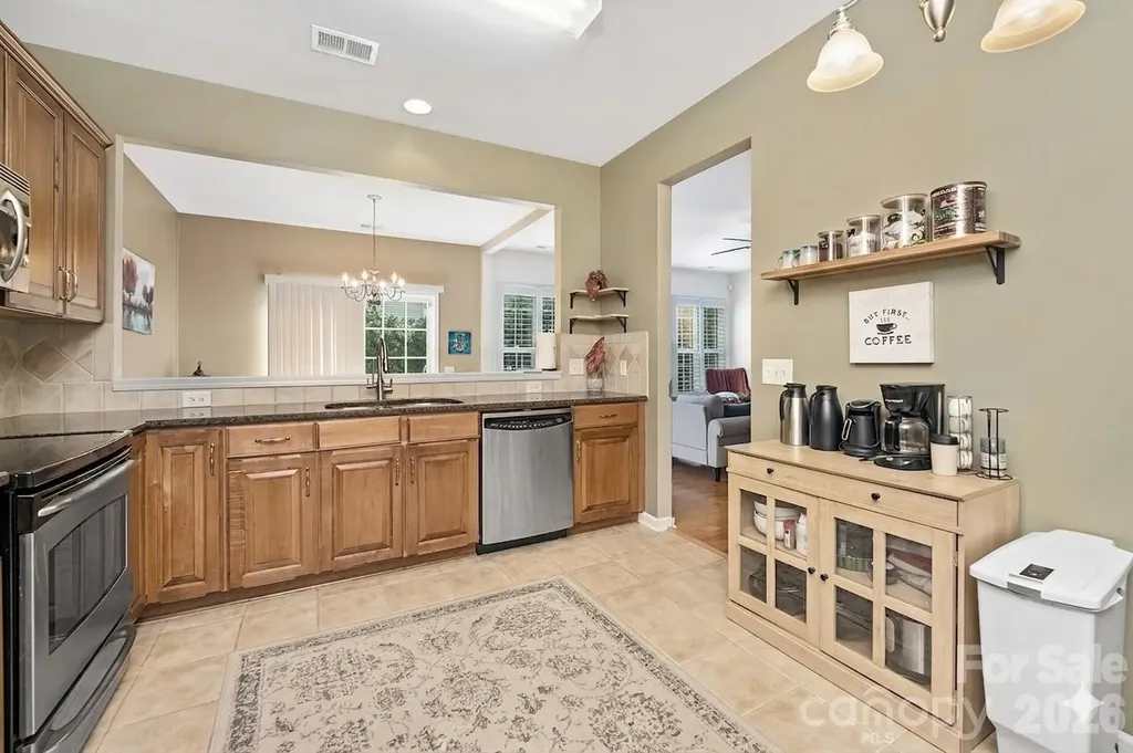 9805 Carson Whitley Avenue Charlotte NC 28277