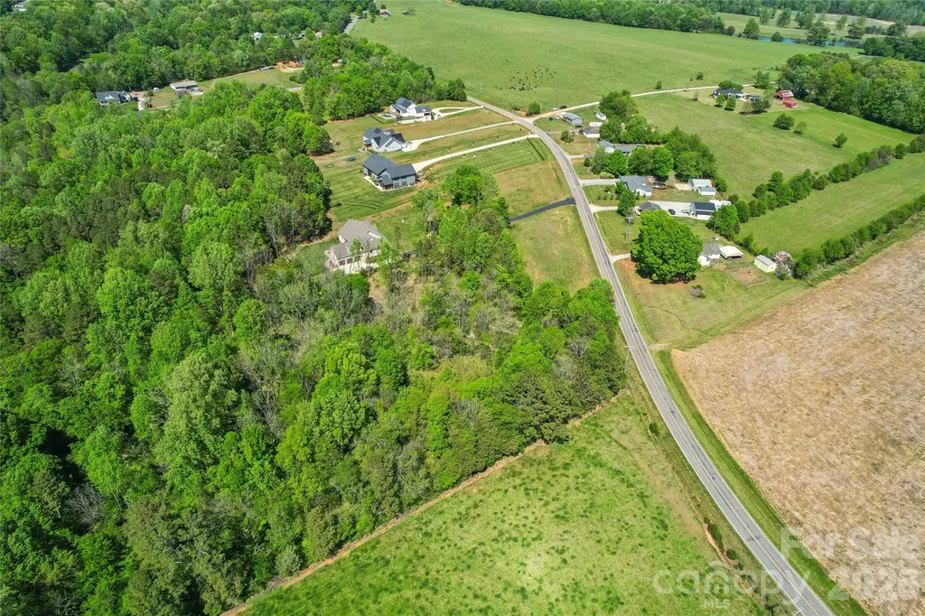 1025 Patterson Farm Road Mooresville NC 28115