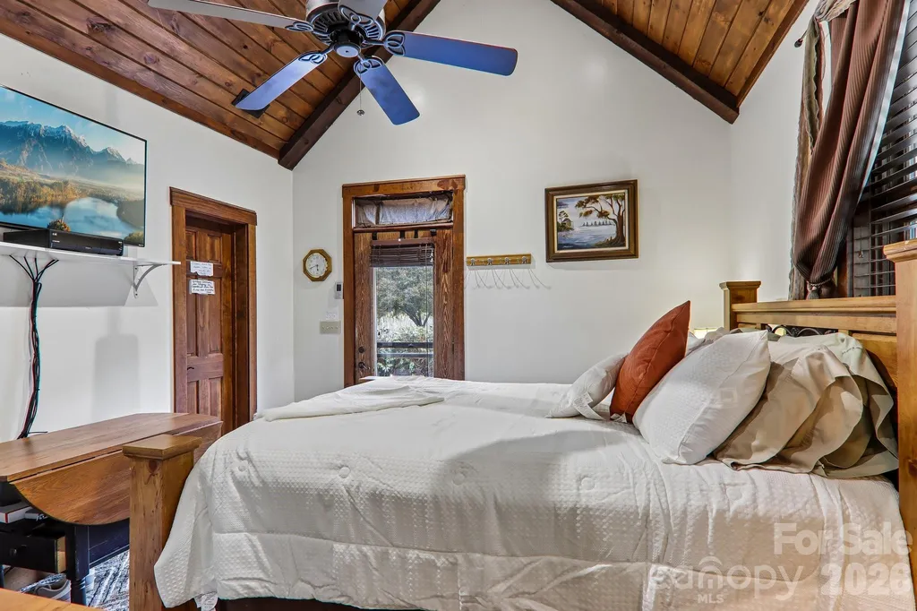 519 Susanna Cove Road Mars Hill NC 28754