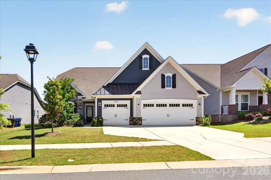 22024 Finworthy Lane Huntersville NC 28078