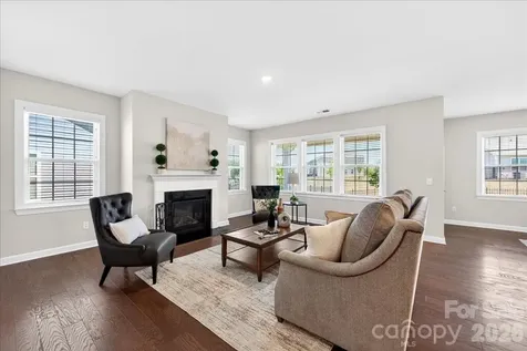 22024 Finworthy Lane Huntersville NC 28078