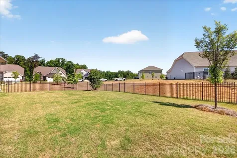 22024 Finworthy Lane Huntersville NC 28078