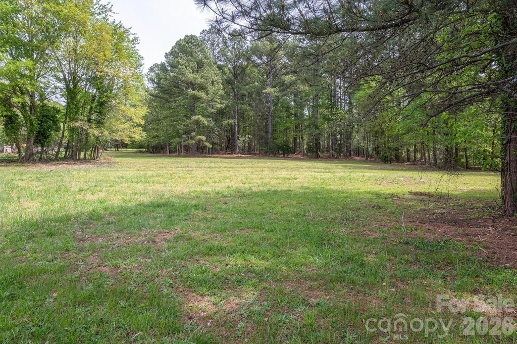 2059 South Point Road Belmont NC 28012