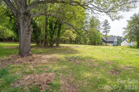 2059 South Point Road Belmont NC 28012